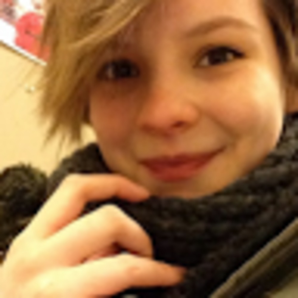 Meet your Posher, Caylin